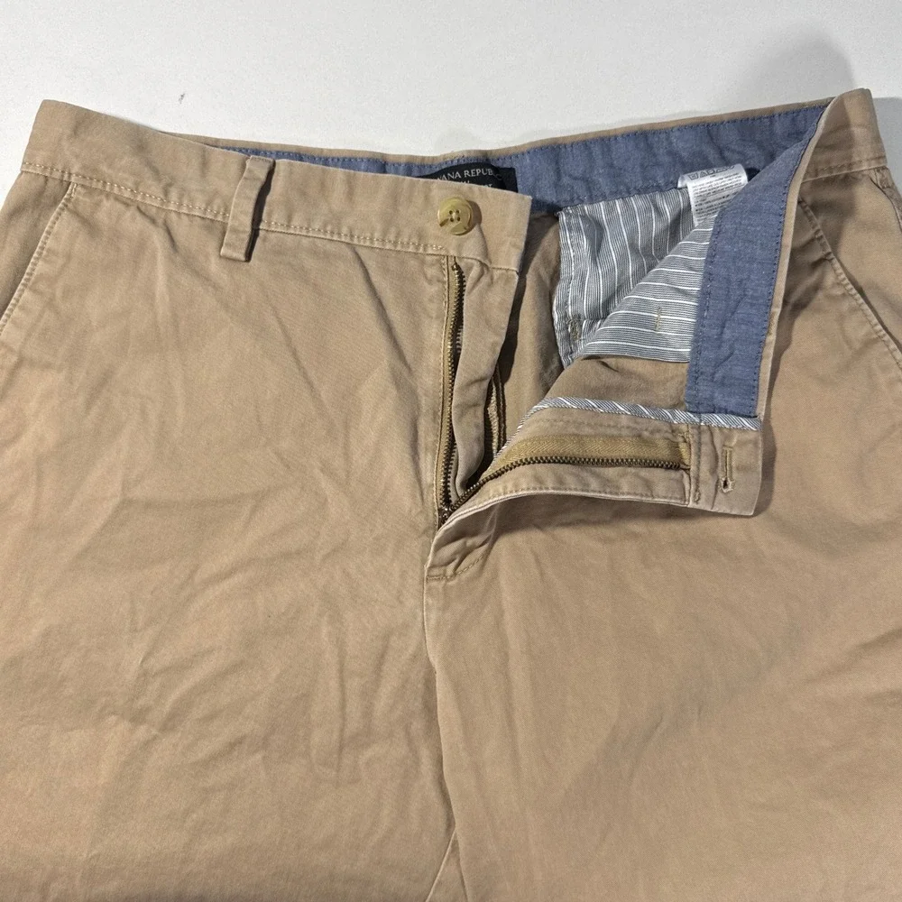 Banana‎ Republic Emerson Shorts Mens 34 Tan Khaki Chino Cotton Flat Front Casual